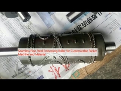 Pipa Steel Embossing Roller tanpa jahitan untuk Mesin Packer yang dapat disesuaikan dan bahan